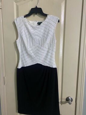 Lauren Ralph Lauren White & Black Textured Bodice Sleeveless Midi Dress